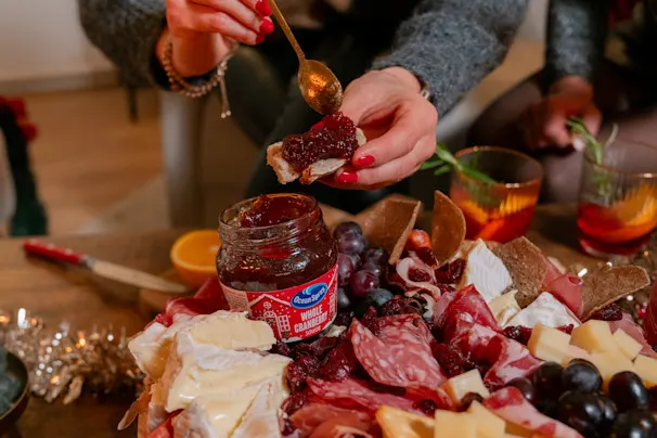 UK Christmas Packaging - Whole Sauce